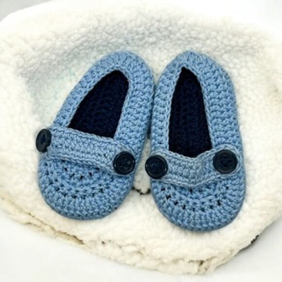 Crocheted Baby Shoes-Blue Boy-Buttons-Newborn-Shower-Gift Idea-Vintage Look - Picture 1 of 4